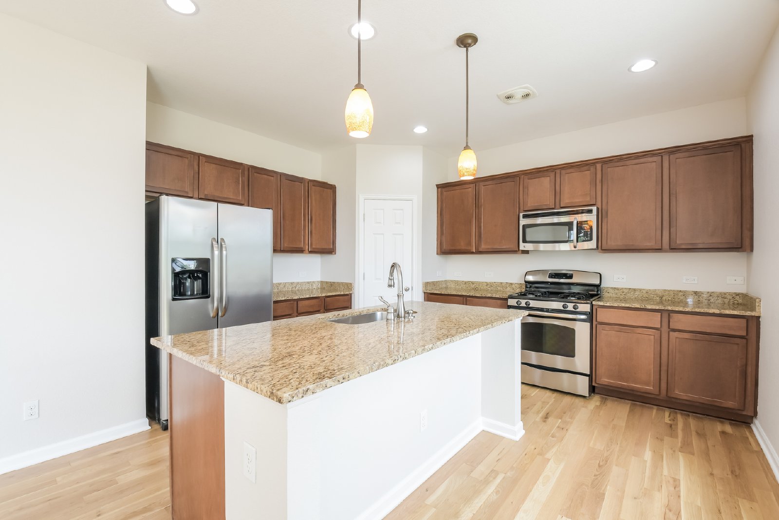 Experience the perfect blend of modern amenities and serene surroundings in this exceptional property! property image