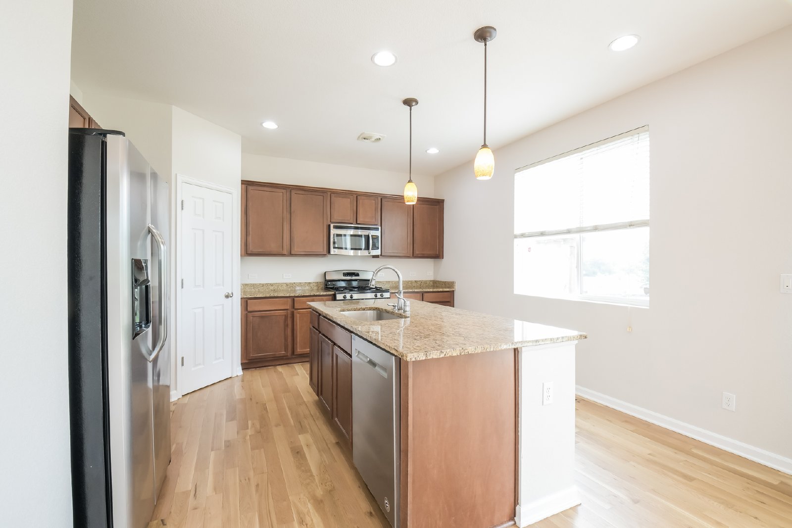Experience the perfect blend of modern amenities and serene surroundings in this exceptional property! property image
