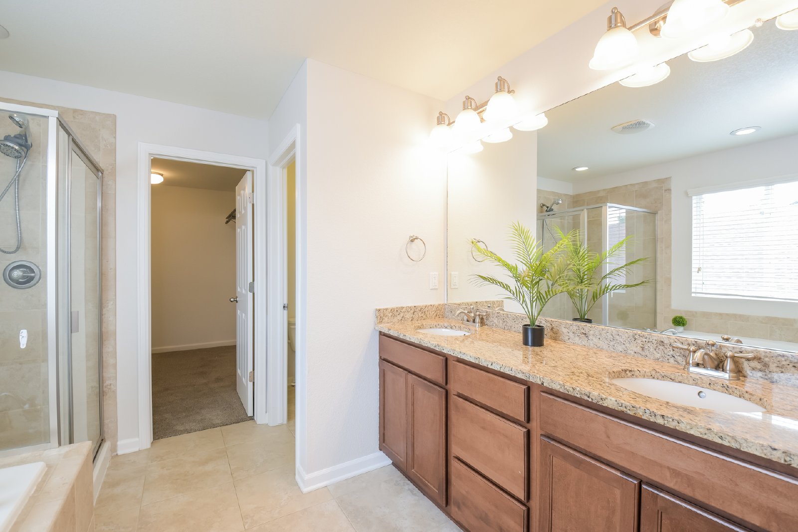 Experience the perfect blend of modern amenities and serene surroundings in this exceptional property! property image