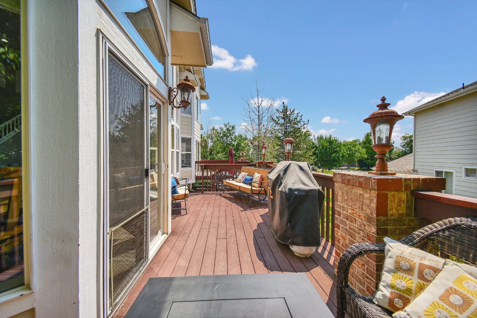 4 bedroom, 4 Bath Home With Office In Littleton! property image