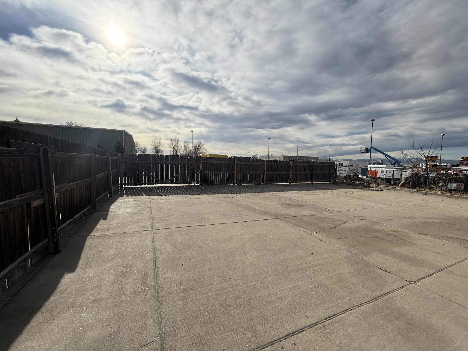 For Sale- Industrial Warehouse with 3 Heated Bays, 2 Private Offices, and 2 Bathrooms property image