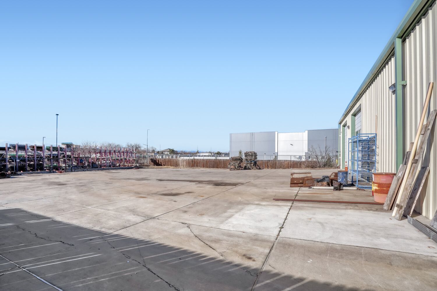 For Sale- Industrial Warehouse with 3 Heated Bays, 2 Private Offices, and 2 Bathrooms property image