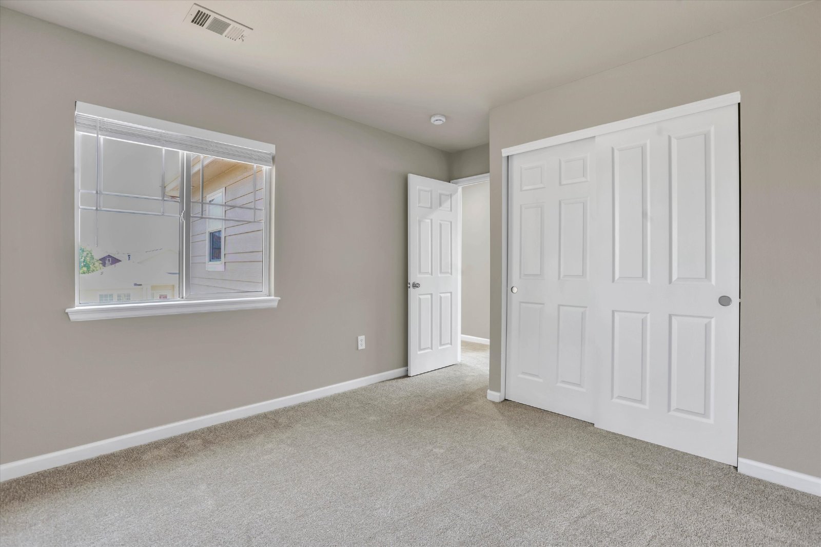 5 Bedroom, 3 Bath Home In Copperleaf! property image