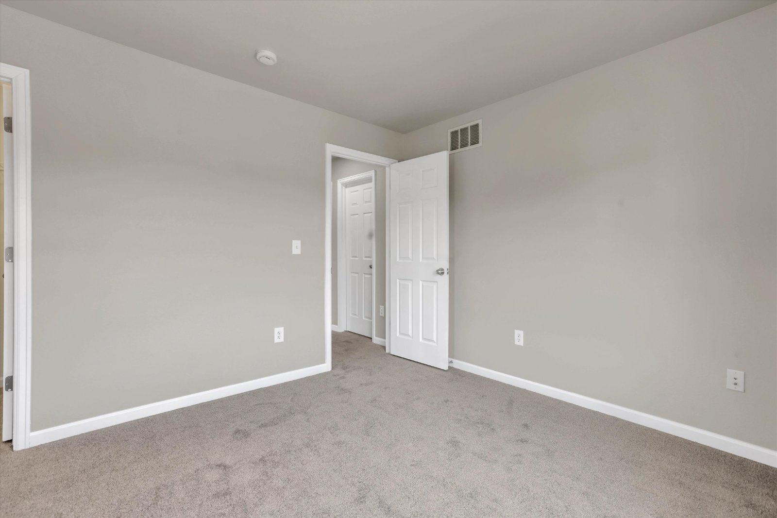 5 Bedroom, 3 Bath Home In Copperleaf! property image