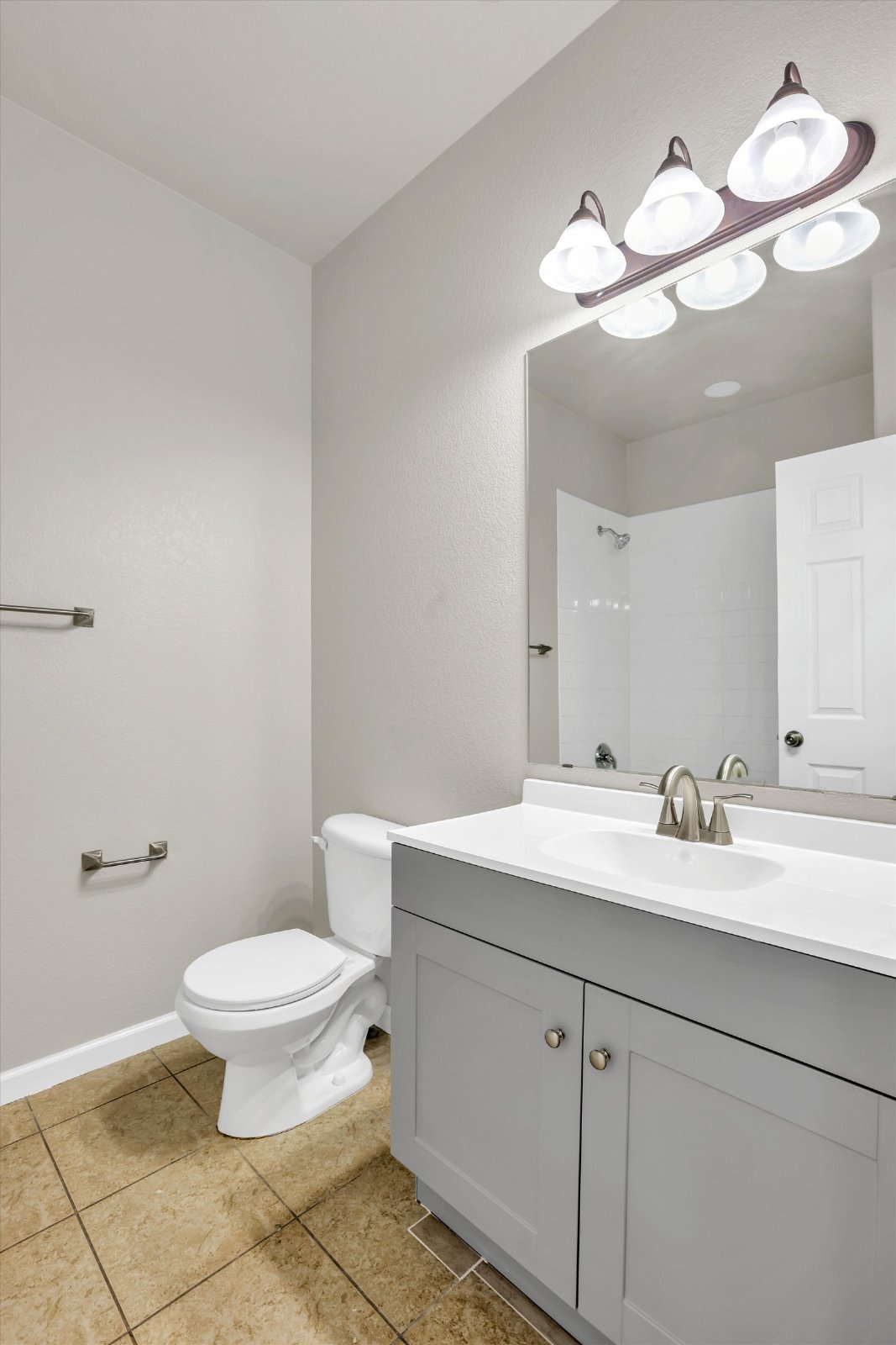 5 Bedroom, 3 Bath Home In Copperleaf! property image